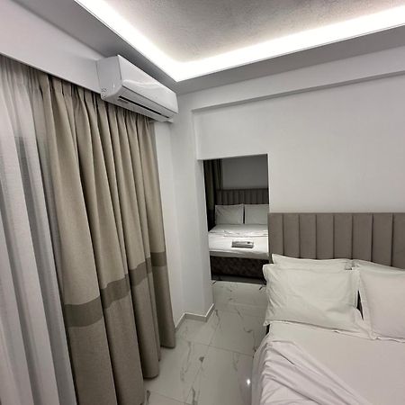 Hotel Elisabet Sarandë Exteriér fotografie