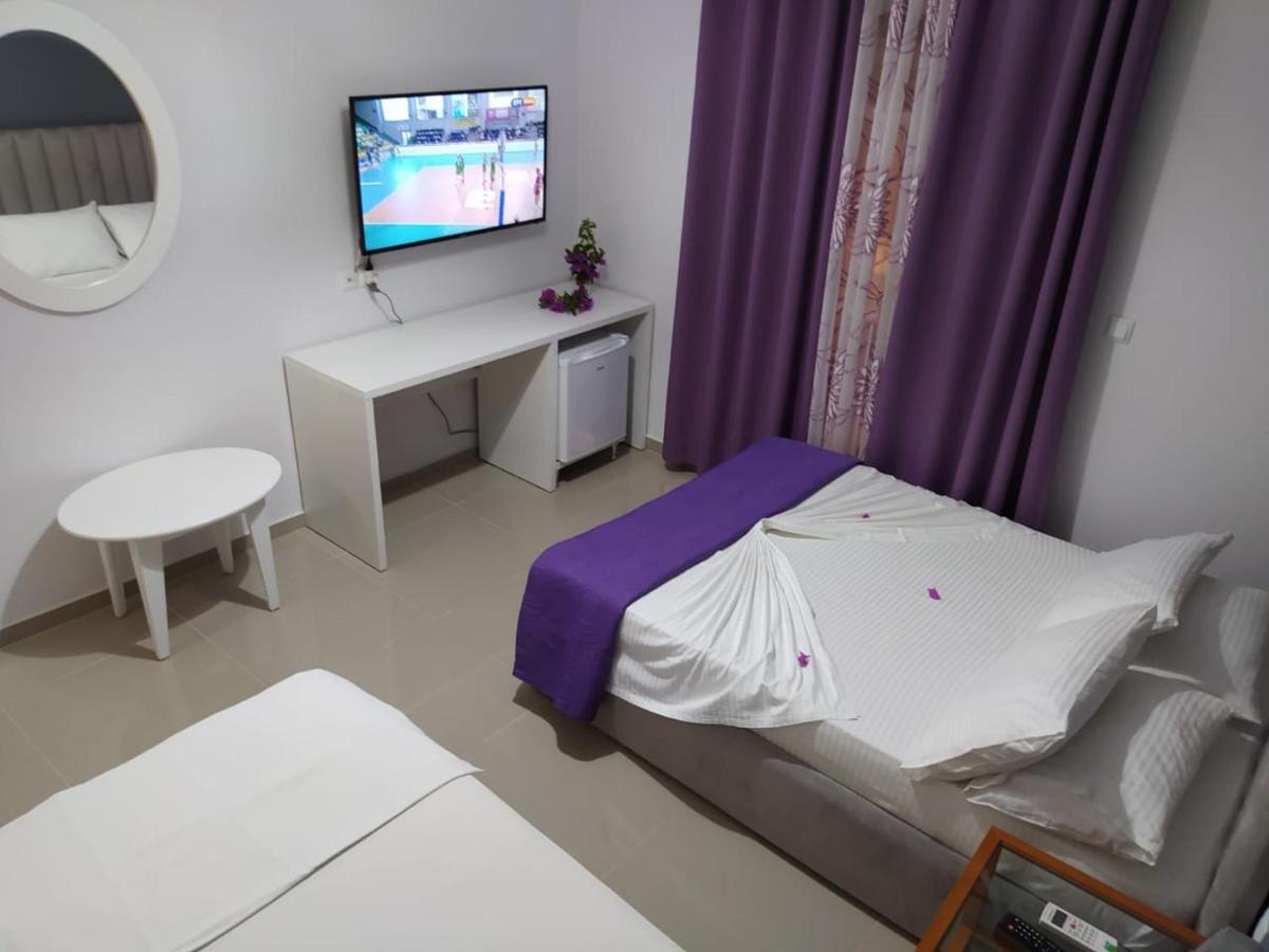Hotel Elisabet Sarandë Exteriér fotografie